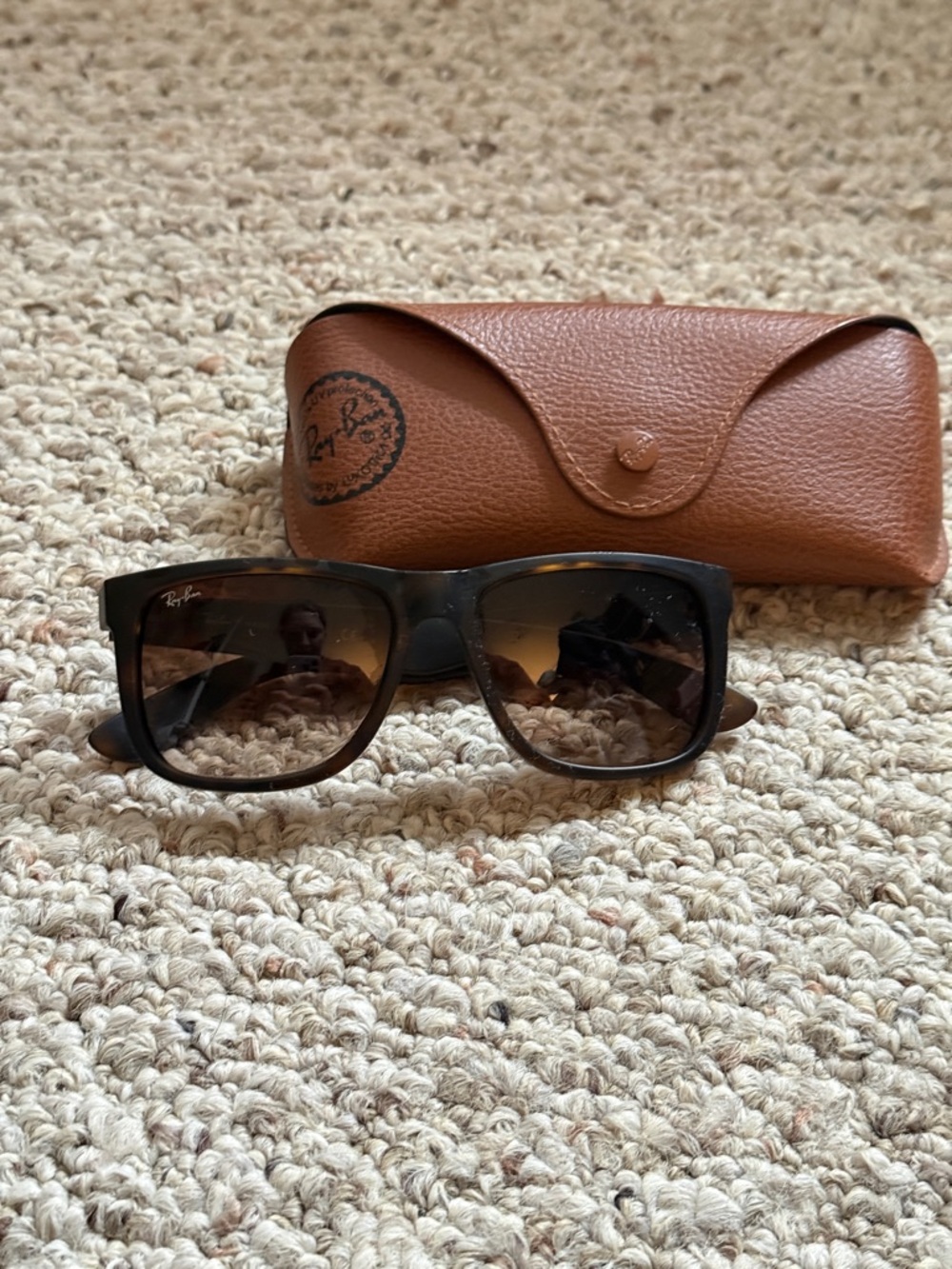Ray-Ban Justin Tortoiseshell Sunglasses with Brown Case